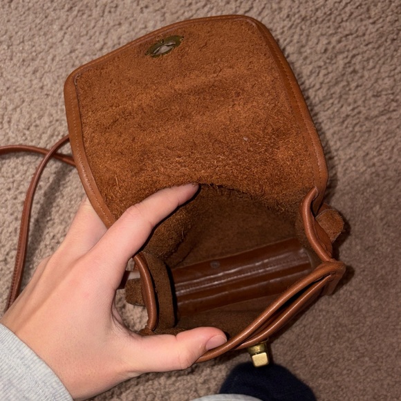 Vintage Coach Crossbody Bag - Picture 4 of 5